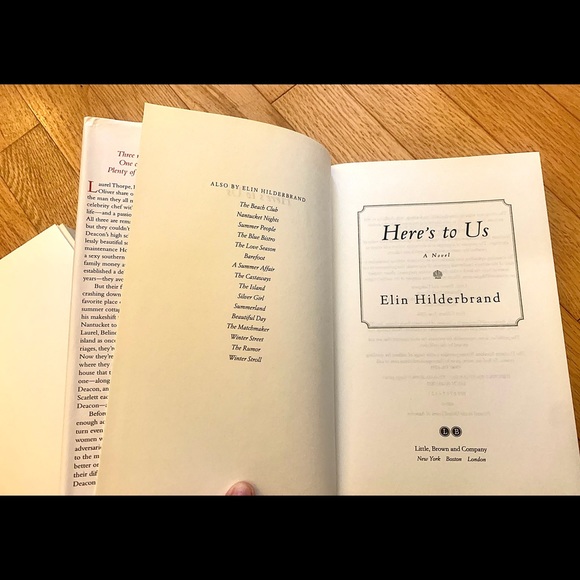 Elin Hilderbrand Five Books, Four Stories - Picture 7 of 11